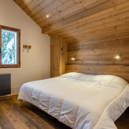 Chalet Renove Avec Sauna, Cheminee, Parking Prive, Wifi, 5 Pour 12 Personnes - Fr-1-459-196